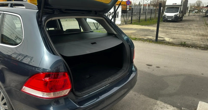 Volkswagen Golf cena 17500 przebieg: 238000, rok produkcji 2009 z Opole małe 154